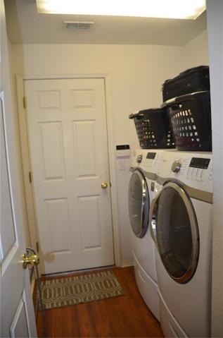 Interior Laundry Leads To 2 Car Garage