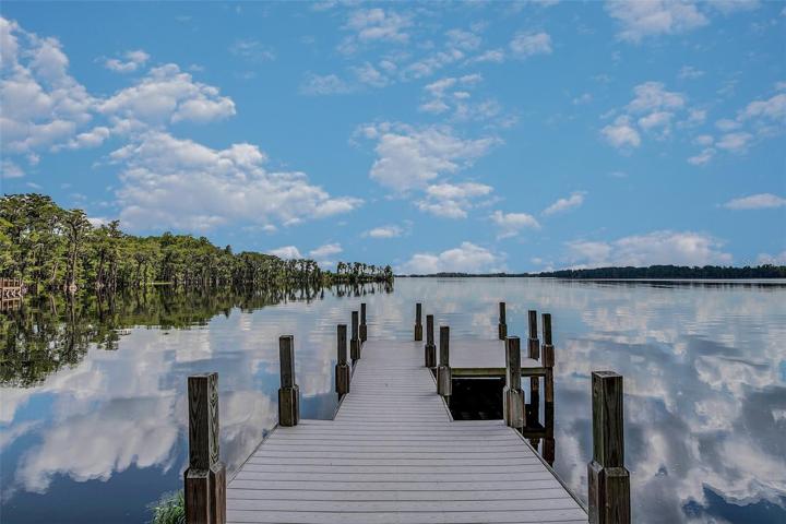 Lake Pickett