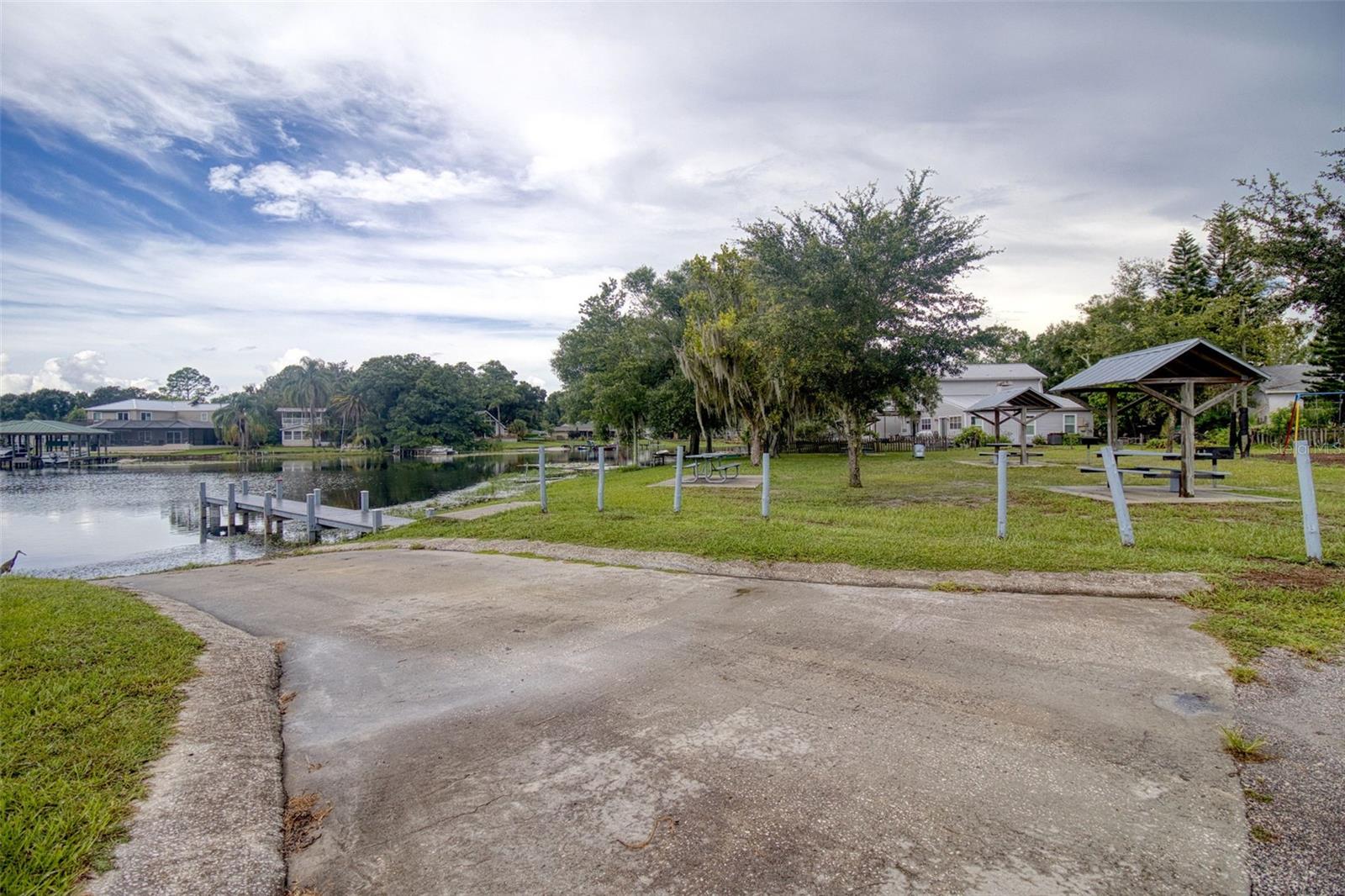 3016 Lake Saxon Drive, Land O Lakes, Florida 34639, 3 Bedrooms Bedrooms, ,3 BathroomsBathrooms,Residential,For Sale,LAKE SAXON,U8210205