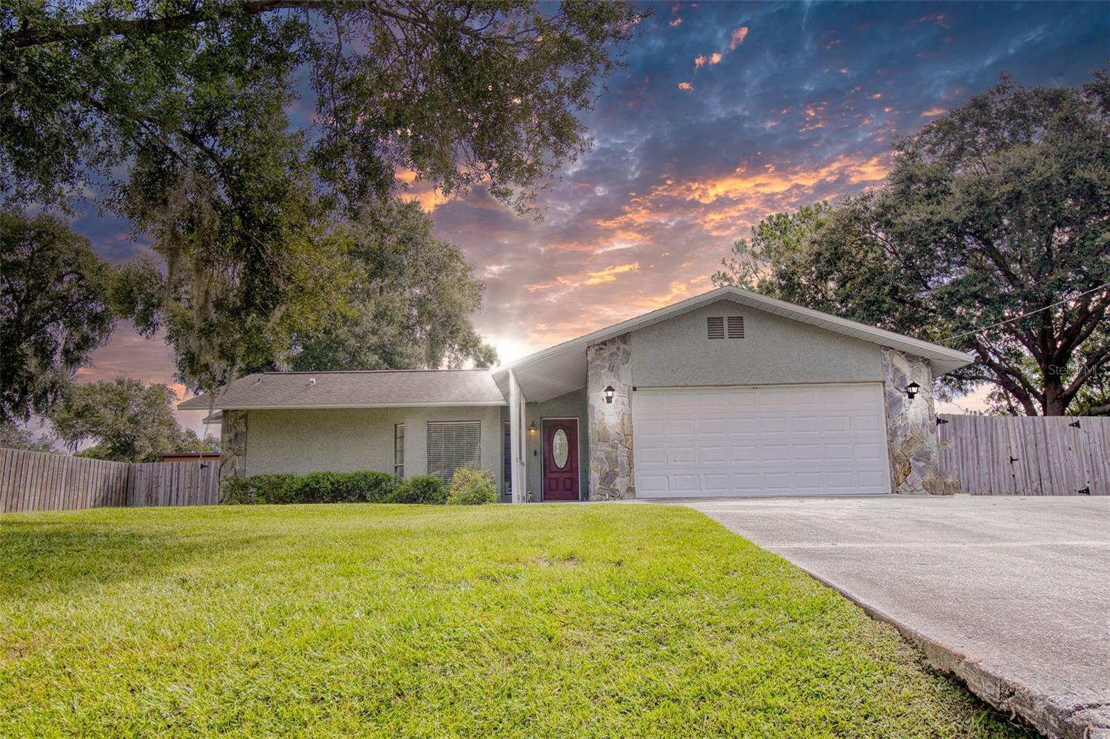 3016 Lake Saxon Drive, Land O Lakes, Florida 34639, 3 Bedrooms Bedrooms, ,3 BathroomsBathrooms,Residential,For Sale,LAKE SAXON,U8210205