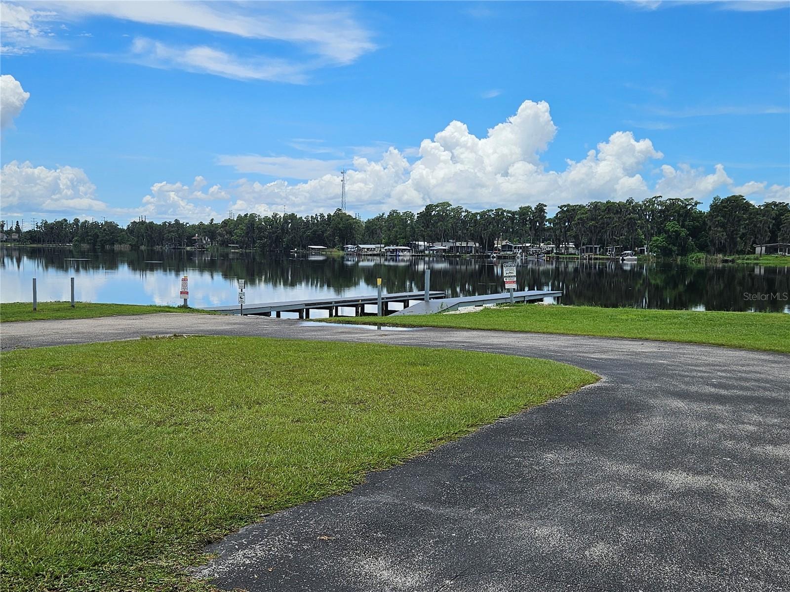 3016 Lake Saxon Drive, Land O Lakes, Florida 34639, 3 Bedrooms Bedrooms, ,3 BathroomsBathrooms,Residential,For Sale,LAKE SAXON,U8210205