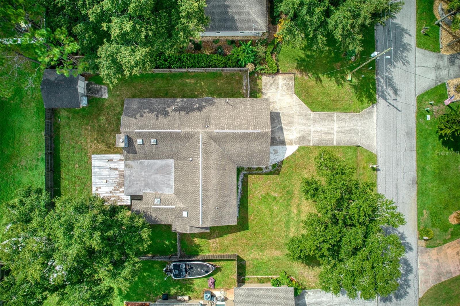 3016 Lake Saxon Drive, Land O Lakes, Florida 34639, 3 Bedrooms Bedrooms, ,3 BathroomsBathrooms,Residential,For Sale,LAKE SAXON,U8210205