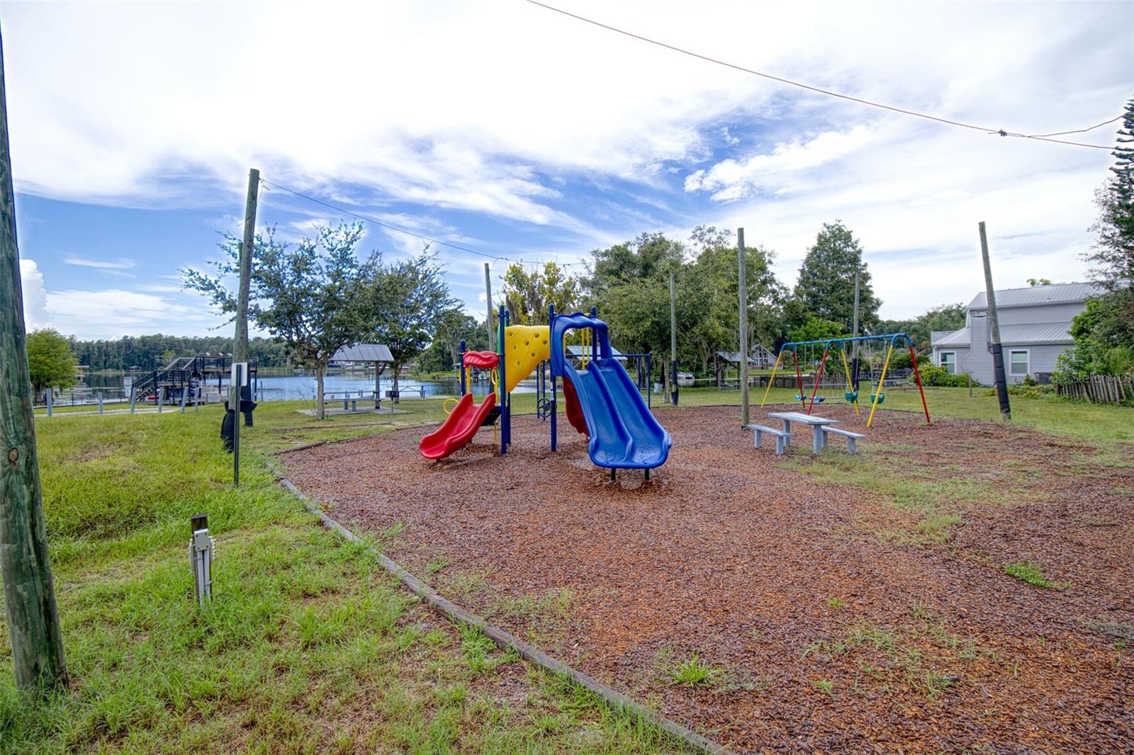 3016 Lake Saxon Drive, Land O Lakes, Florida 34639, 3 Bedrooms Bedrooms, ,3 BathroomsBathrooms,Residential,For Sale,LAKE SAXON,U8210205