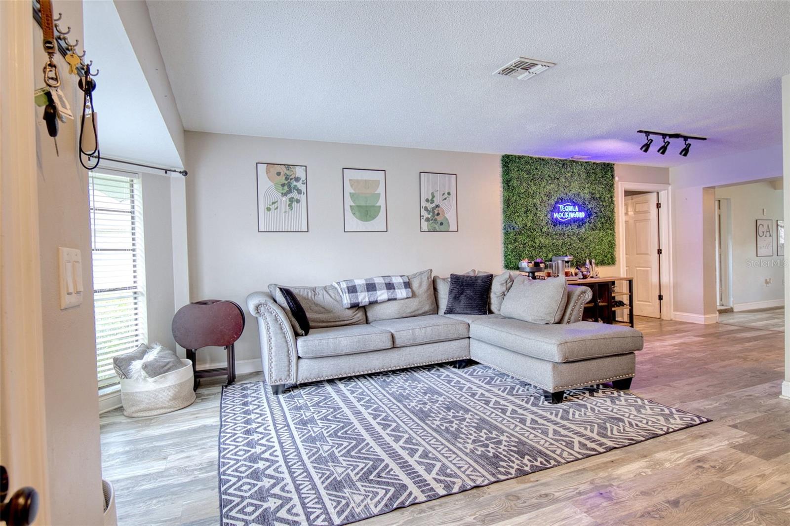 3016 Lake Saxon Drive, Land O Lakes, Florida 34639, 3 Bedrooms Bedrooms, ,3 BathroomsBathrooms,Residential,For Sale,LAKE SAXON,U8210205