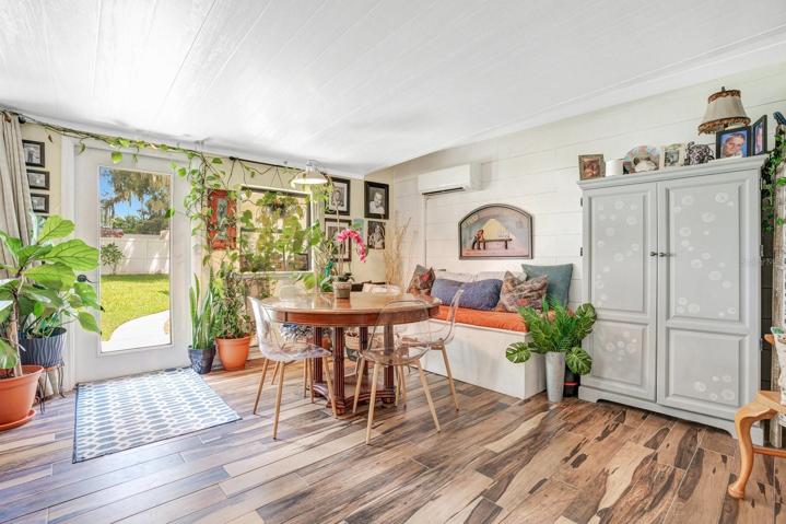 Bonus room Sun room
