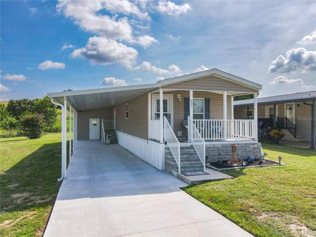 Welcome to 221 Edgewood Blvd!