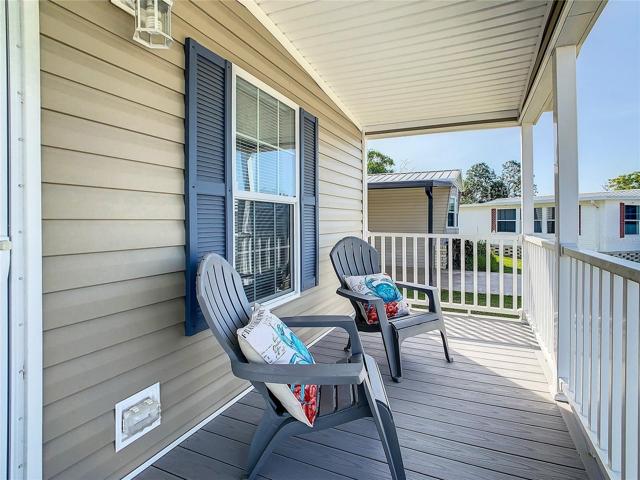 Wonderful covered front porch