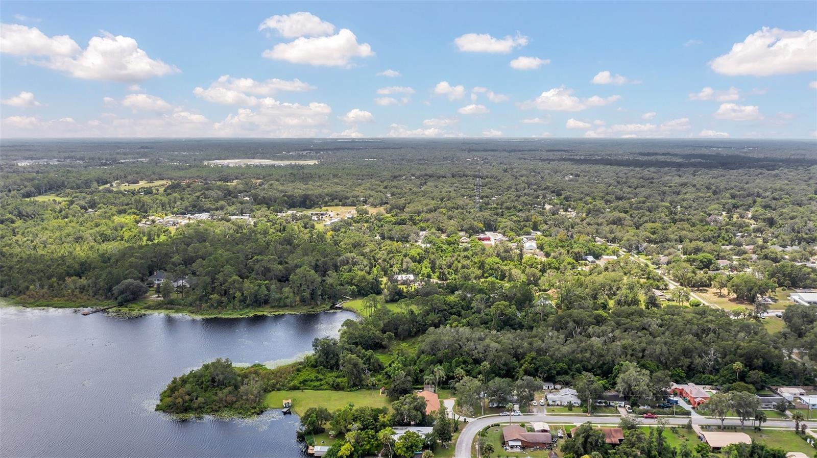 307 N Blue Lake Terrace, Deland, Florida 32724, 3 Bedrooms Bedrooms, ,3 BathroomsBathrooms,Residential,For Sale,BLUE LAKE,V4931710