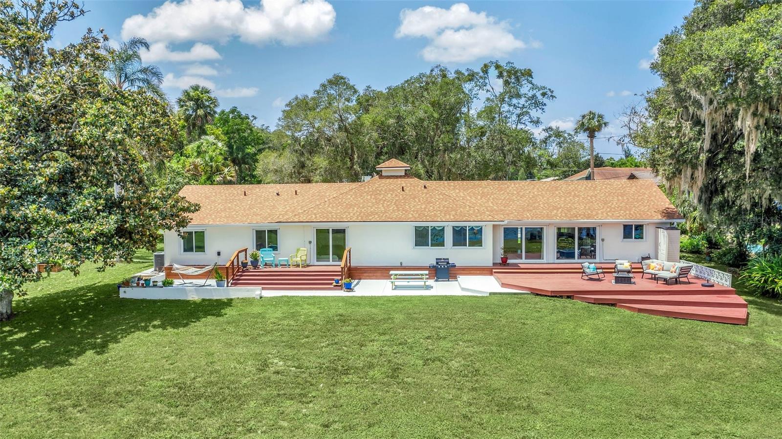 307 N Blue Lake Terrace, Deland, Florida 32724, 3 Bedrooms Bedrooms, ,3 BathroomsBathrooms,Residential,For Sale,BLUE LAKE,V4931710