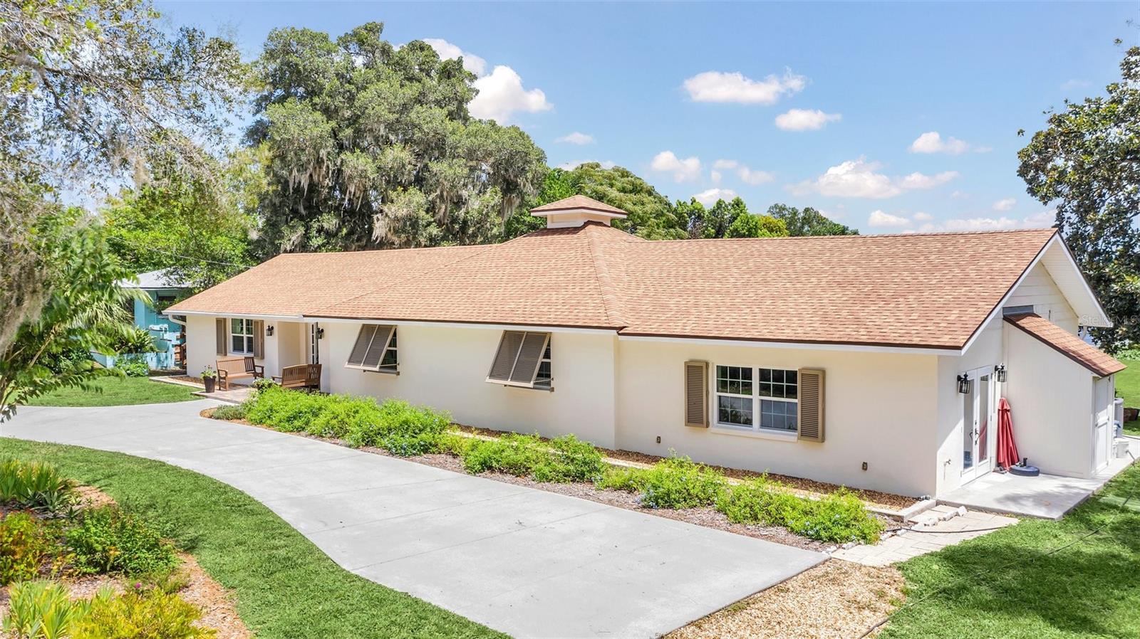 307 N Blue Lake Terrace, Deland, Florida 32724, 3 Bedrooms Bedrooms, ,3 BathroomsBathrooms,Residential,For Sale,BLUE LAKE,V4931710