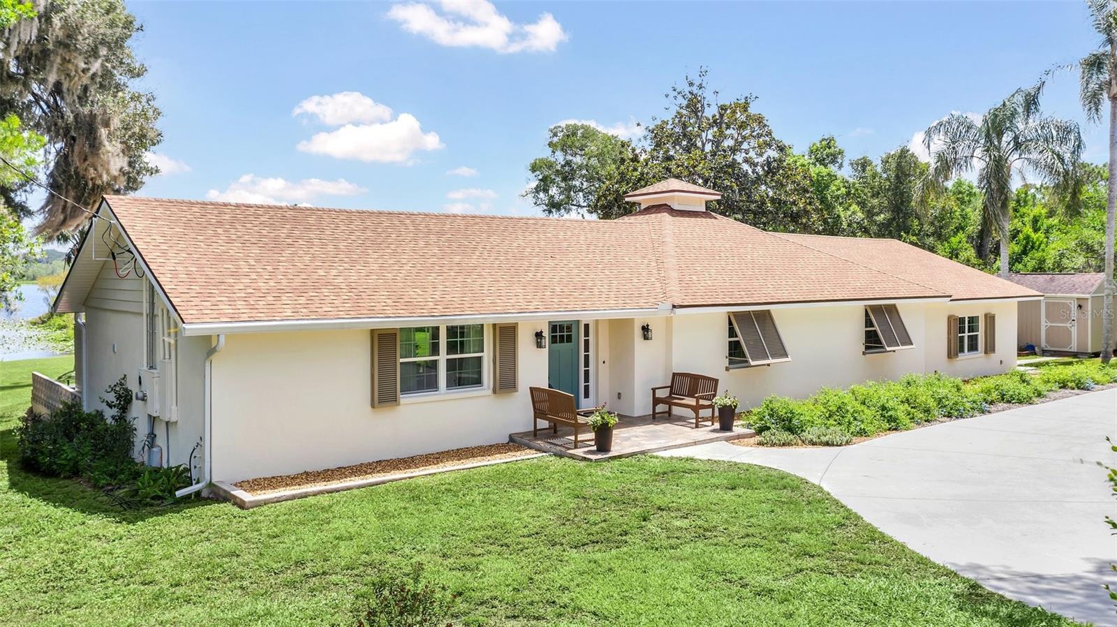 307 N Blue Lake Terrace, Deland, Florida 32724, 3 Bedrooms Bedrooms, ,3 BathroomsBathrooms,Residential,For Sale,BLUE LAKE,V4931710