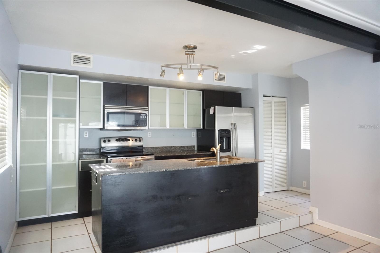 Detached 1/1 open kitchen concept.