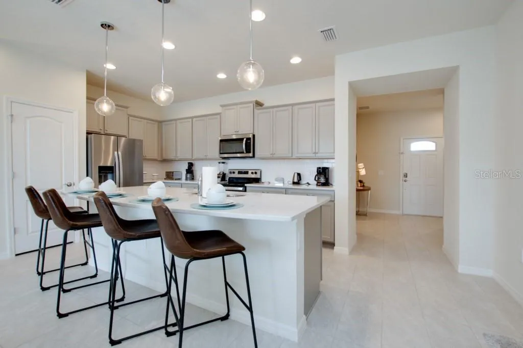 Kissimmee, Florida 34747, 5 Bedrooms Bedrooms, 0 ,5 BathroomsBathrooms,Residential,For Sale,SYDNEY,0,O6133760