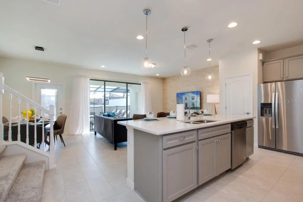 Kissimmee, Florida 34747, 5 Bedrooms Bedrooms, 0 ,5 BathroomsBathrooms,Residential,For Sale,SYDNEY,0,O6133760