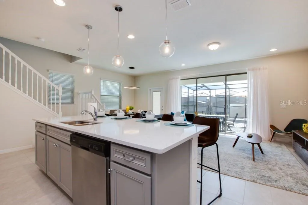 Kissimmee, Florida 34747, 5 Bedrooms Bedrooms, 0 ,5 BathroomsBathrooms,Residential,For Sale,SYDNEY,0,O6133760
