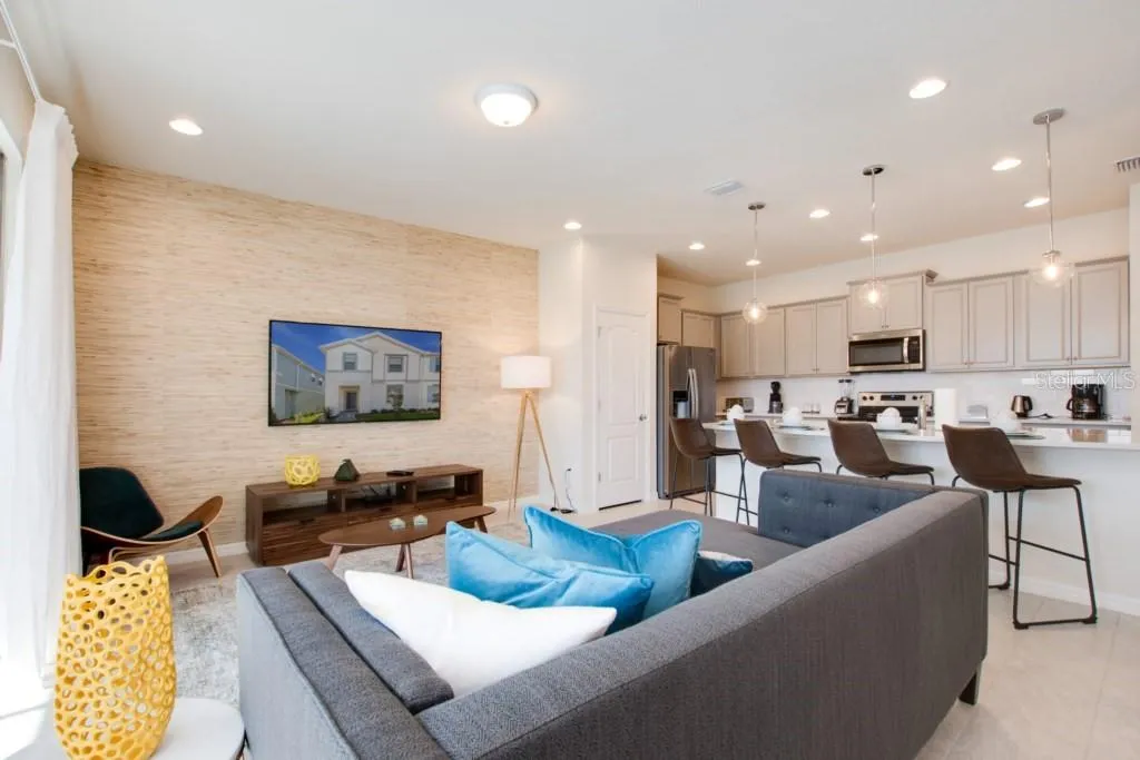 Kissimmee, Florida 34747, 5 Bedrooms Bedrooms, 0 ,5 BathroomsBathrooms,Residential,For Sale,SYDNEY,0,O6133760