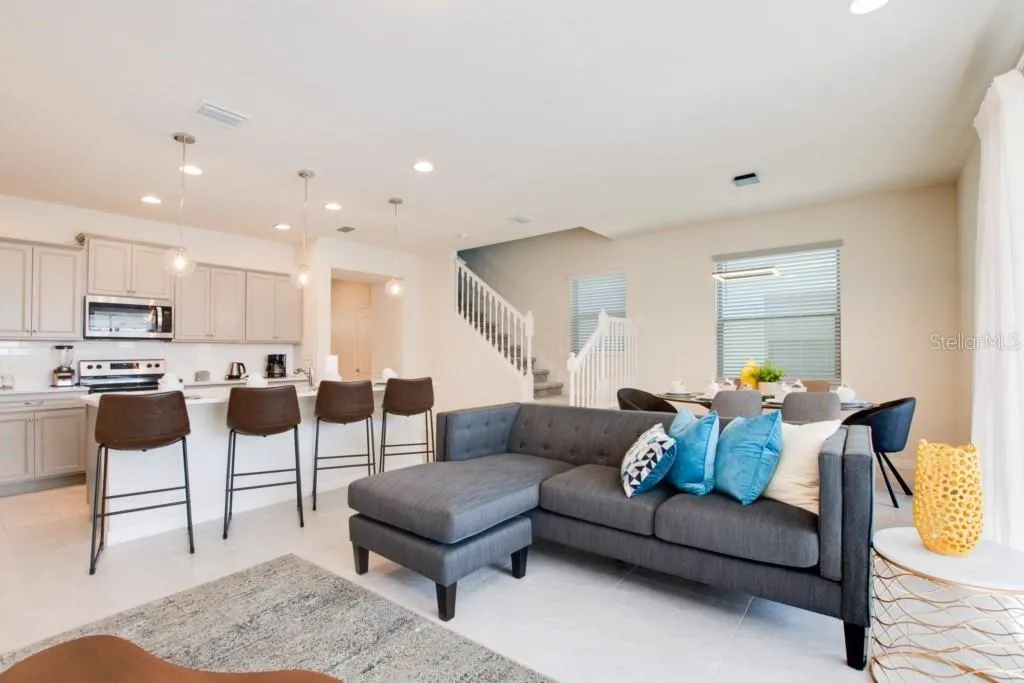 Kissimmee, Florida 34747, 5 Bedrooms Bedrooms, 0 ,5 BathroomsBathrooms,Residential,For Sale,SYDNEY,0,O6133760