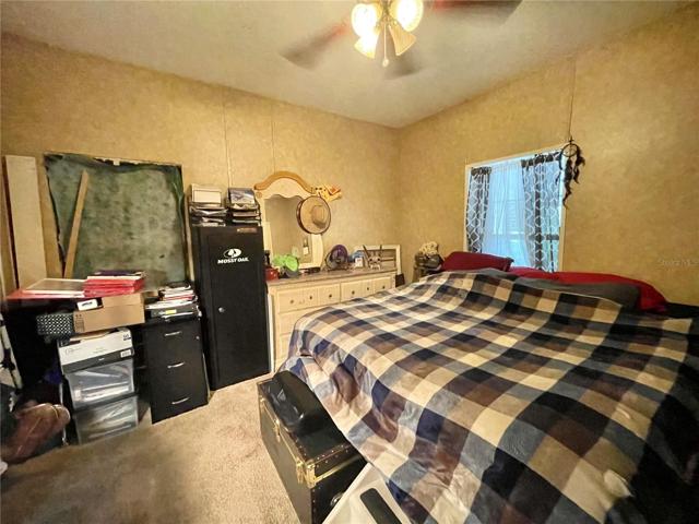 15402- Primary bedroom