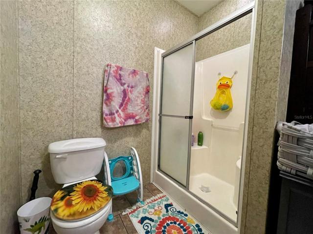 15402- Guest bathroom