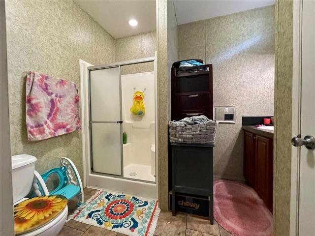 15402- Guest bathroom