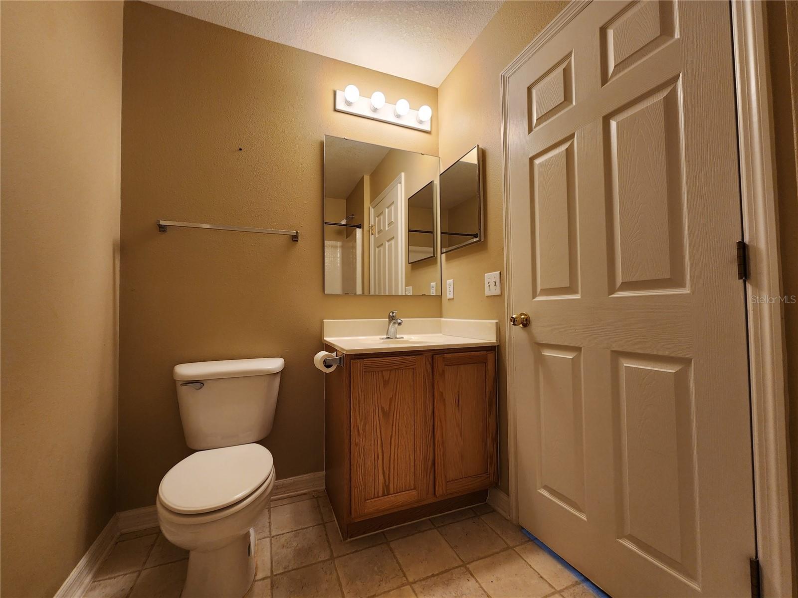 Upstairs Bathroom View 2
