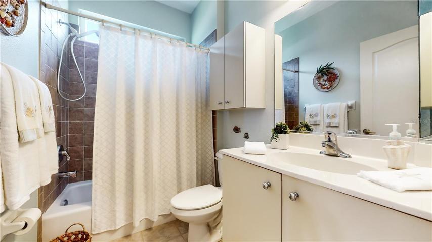 Secondary Full Bath