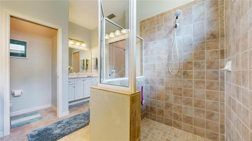 Primary En-suite