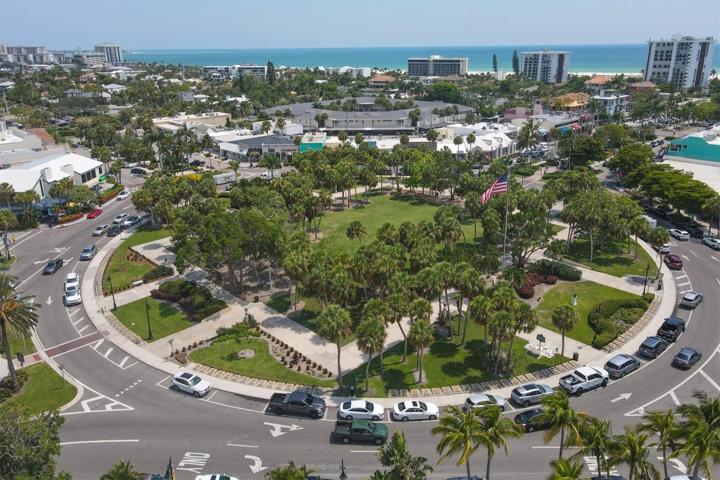 St. Armand's Circle