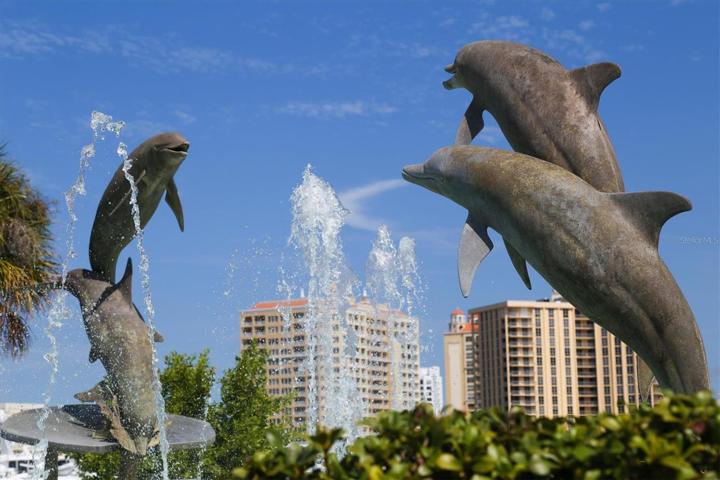 Dolphin Fountain