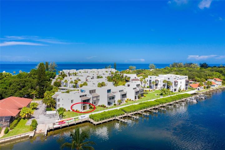 End Unit on Lemon Bay