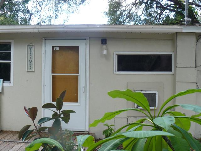 Front entrance to 2 bedroom