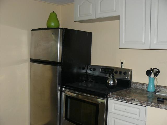 2 bedroom kitchen