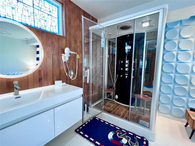 Sauna in Master suite