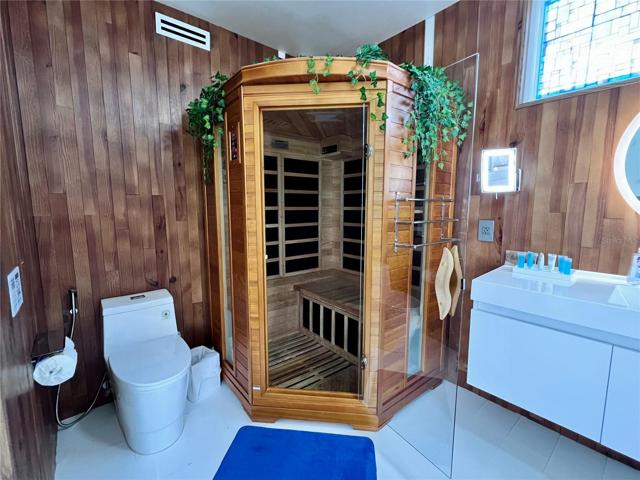 Sauna in Master suite
