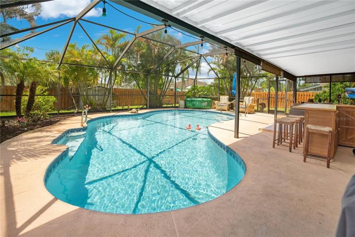 Hot Tub-Above Ground.