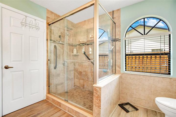 Glass & Tile Shower.