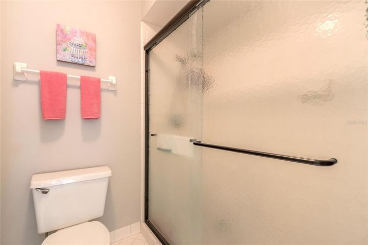 Master Walk In Shower