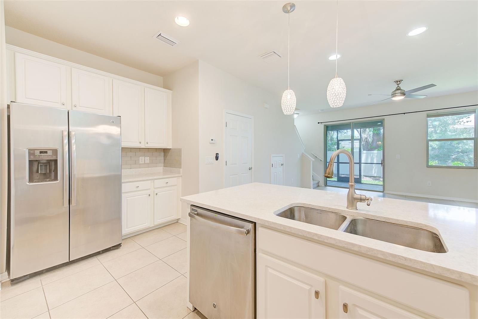 10704 Avery Park Drive, Riverview, Florida 33578, 3 Bedrooms Bedrooms, ,3 BathroomsBathrooms,Residential,For Sale,AVERY PARK,T3466041