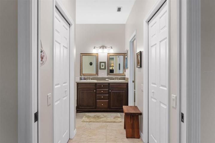 Walk-in Closets