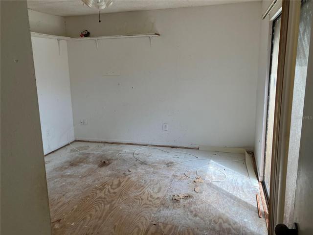 Bedroom 2 w/Balcony