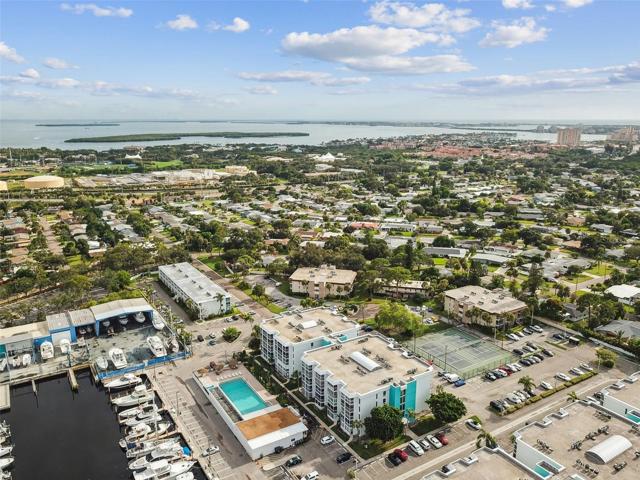 The Moorings of Maximo is located a stone's throw from Eckerd College and a short distance from beaches in St Pete Beach and St Petersburg
