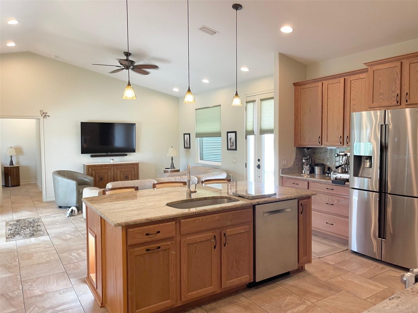 VAULTED CEILINGS. OPEN AND SPACIOUS