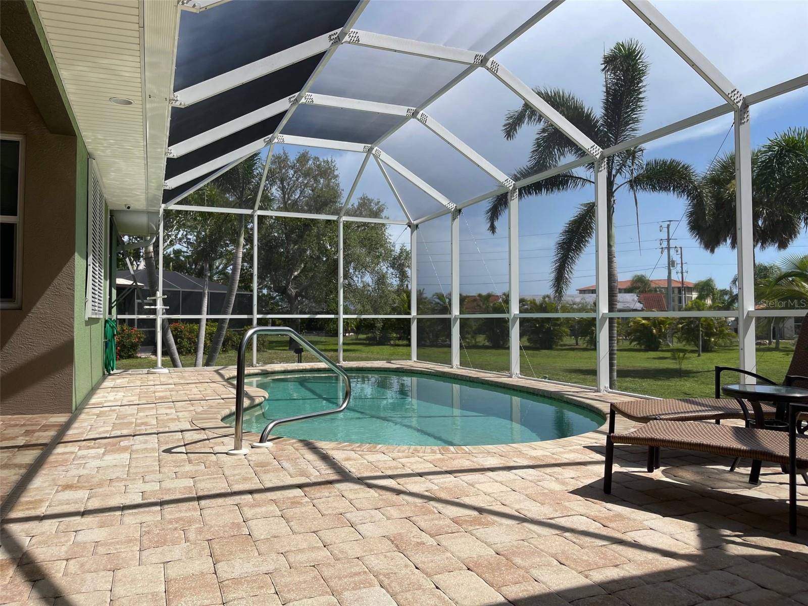 PAVER DECKING