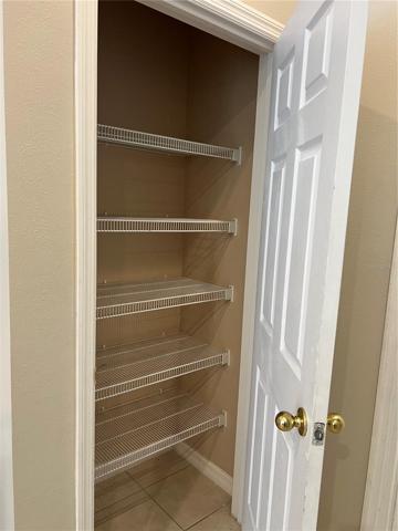 Kitchen pantry