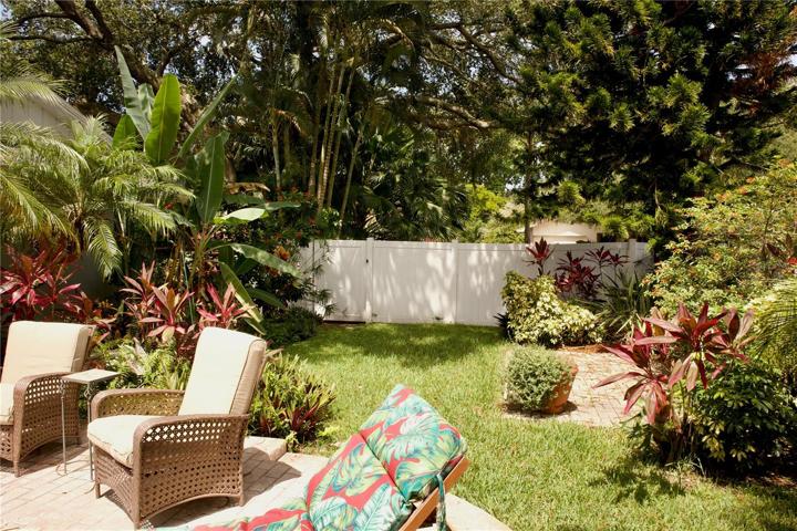 Poolside Area 2