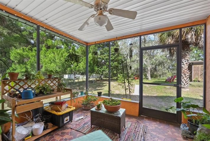 Enclosed lanai