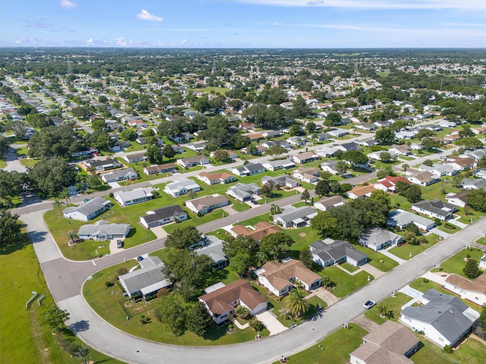 9365 SE 174th Loop, Summerfield, Florida 34491, 3 Bedrooms Bedrooms, ,2 BathroomsBathrooms,Residential,For Sale,174TH,OM662819