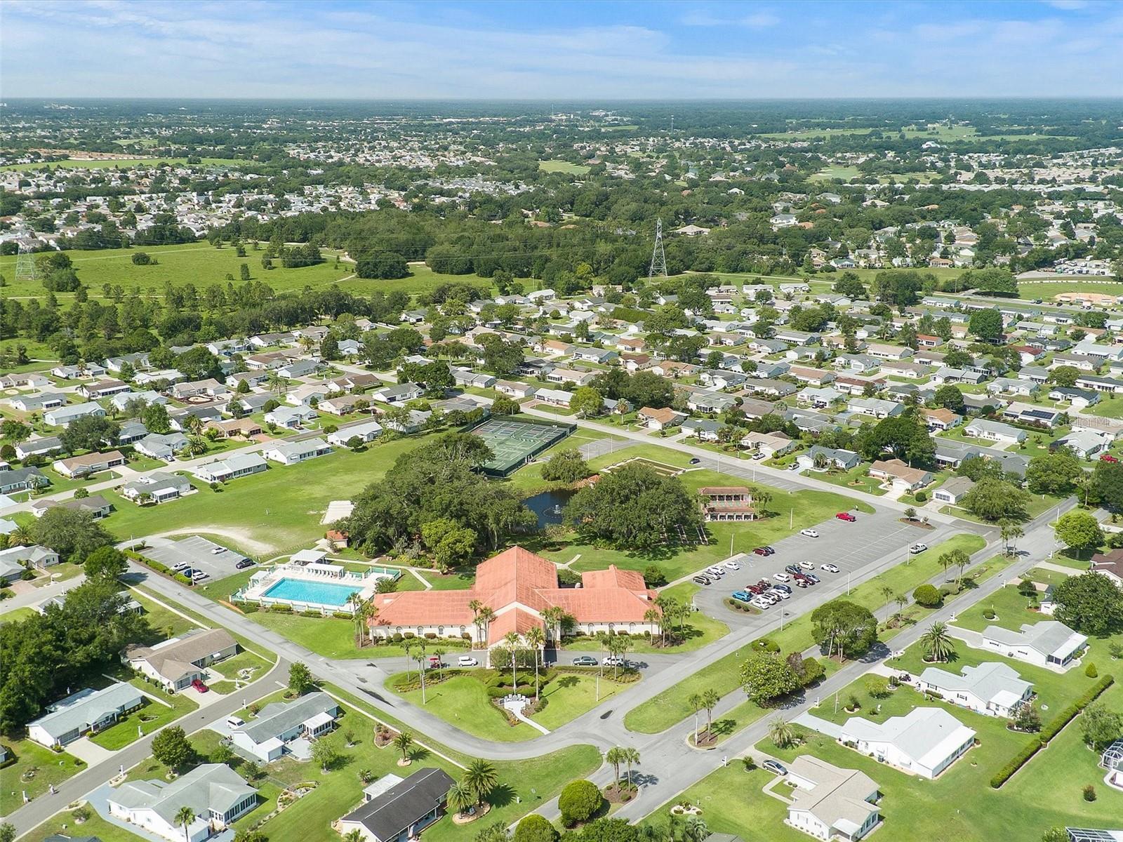 9365 SE 174th Loop, Summerfield, Florida 34491, 3 Bedrooms Bedrooms, ,2 BathroomsBathrooms,Residential,For Sale,174TH,OM662819