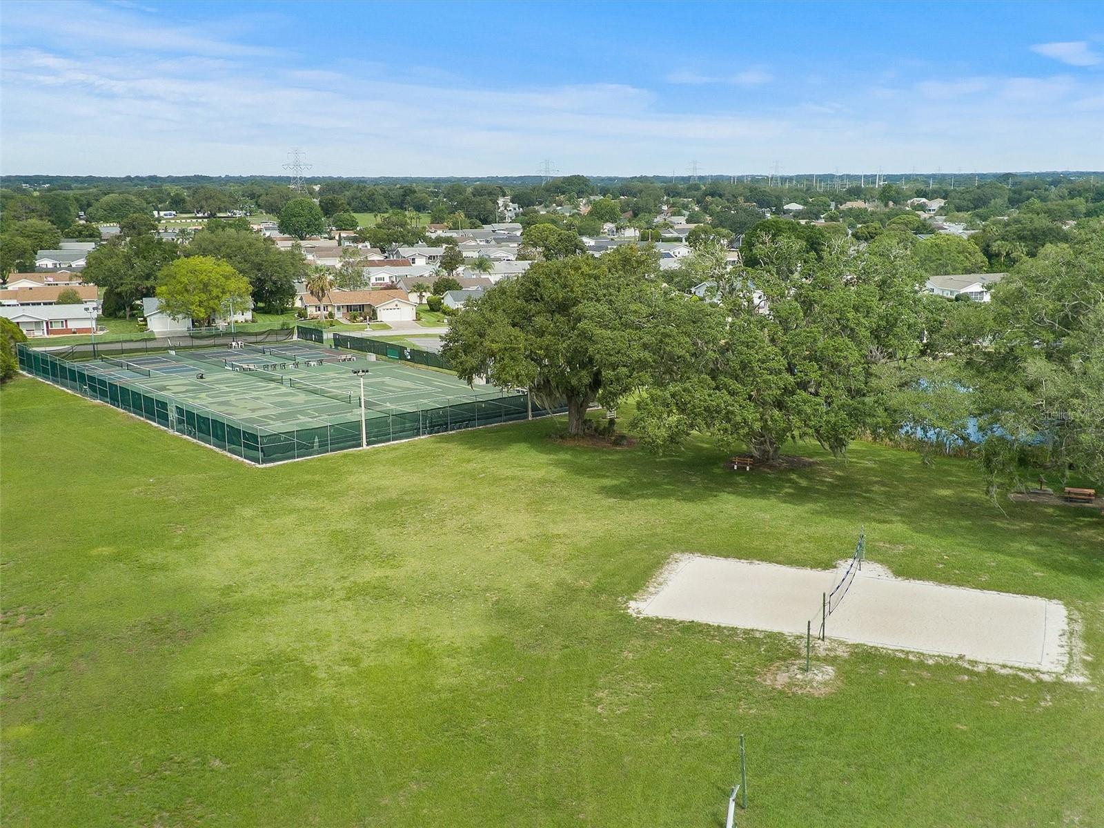 9365 SE 174th Loop, Summerfield, Florida 34491, 3 Bedrooms Bedrooms, ,2 BathroomsBathrooms,Residential,For Sale,174TH,OM662819