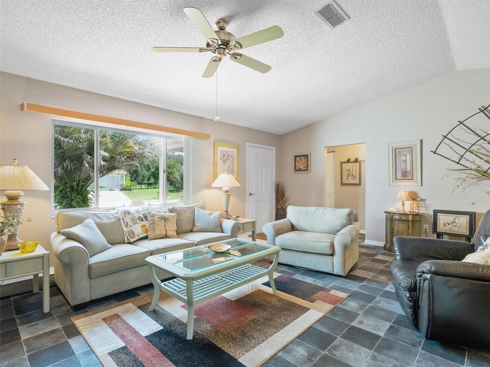 9365 SE 174th Loop, Summerfield, Florida 34491, 3 Bedrooms Bedrooms, ,2 BathroomsBathrooms,Residential,For Sale,174TH,OM662819